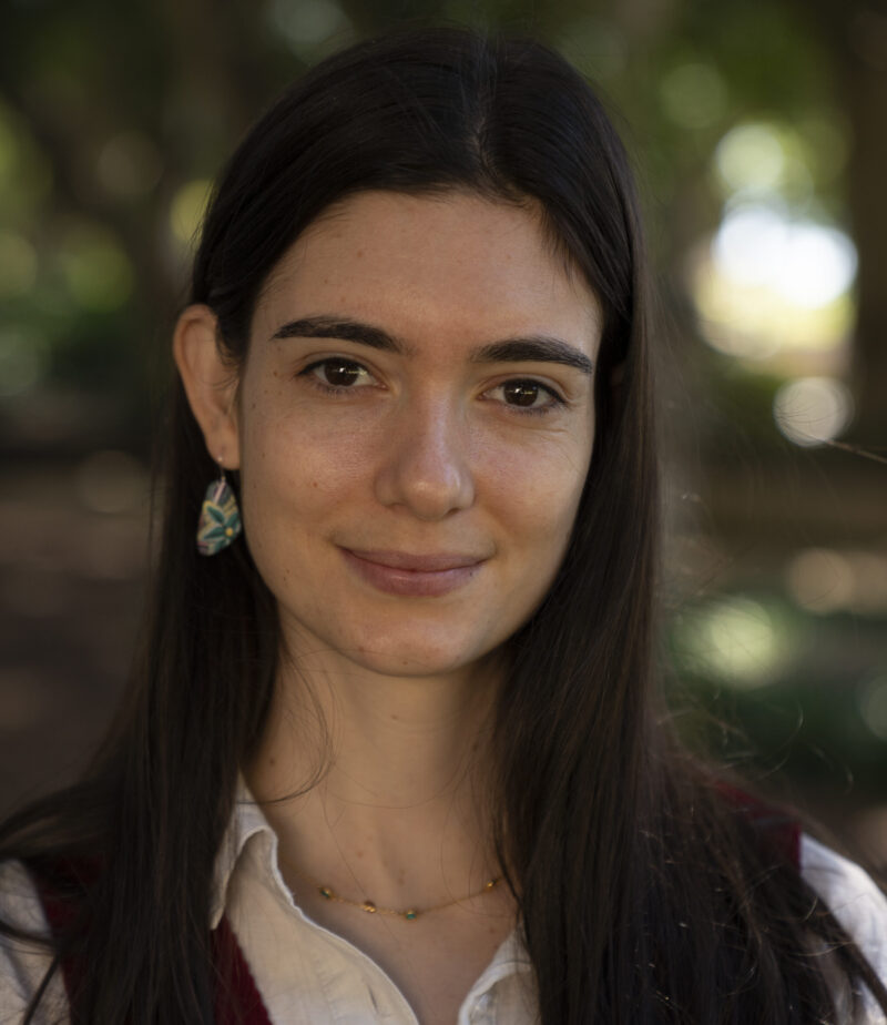 Ella_headshot